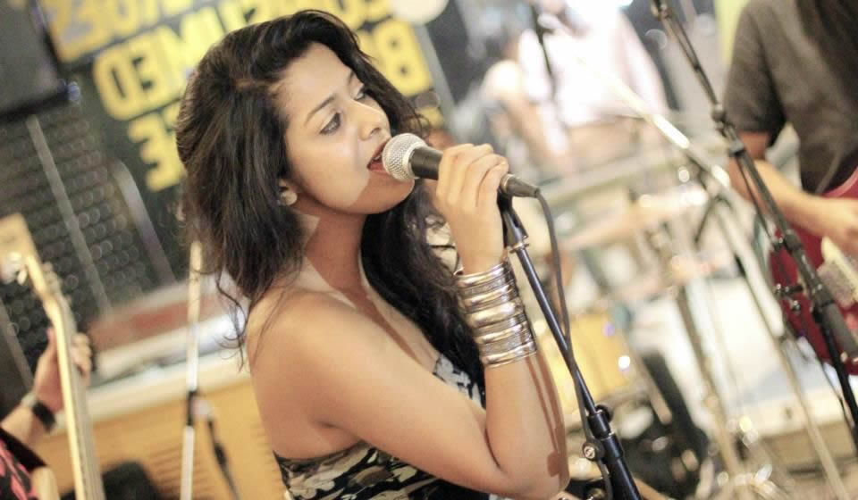 top bollywood singer bangalore